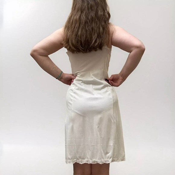 Vintage 60s Sears “The Doesn’t Slip” Intimates Dress Long 38 (M/L) Cream Lace - Picture 3 of 8